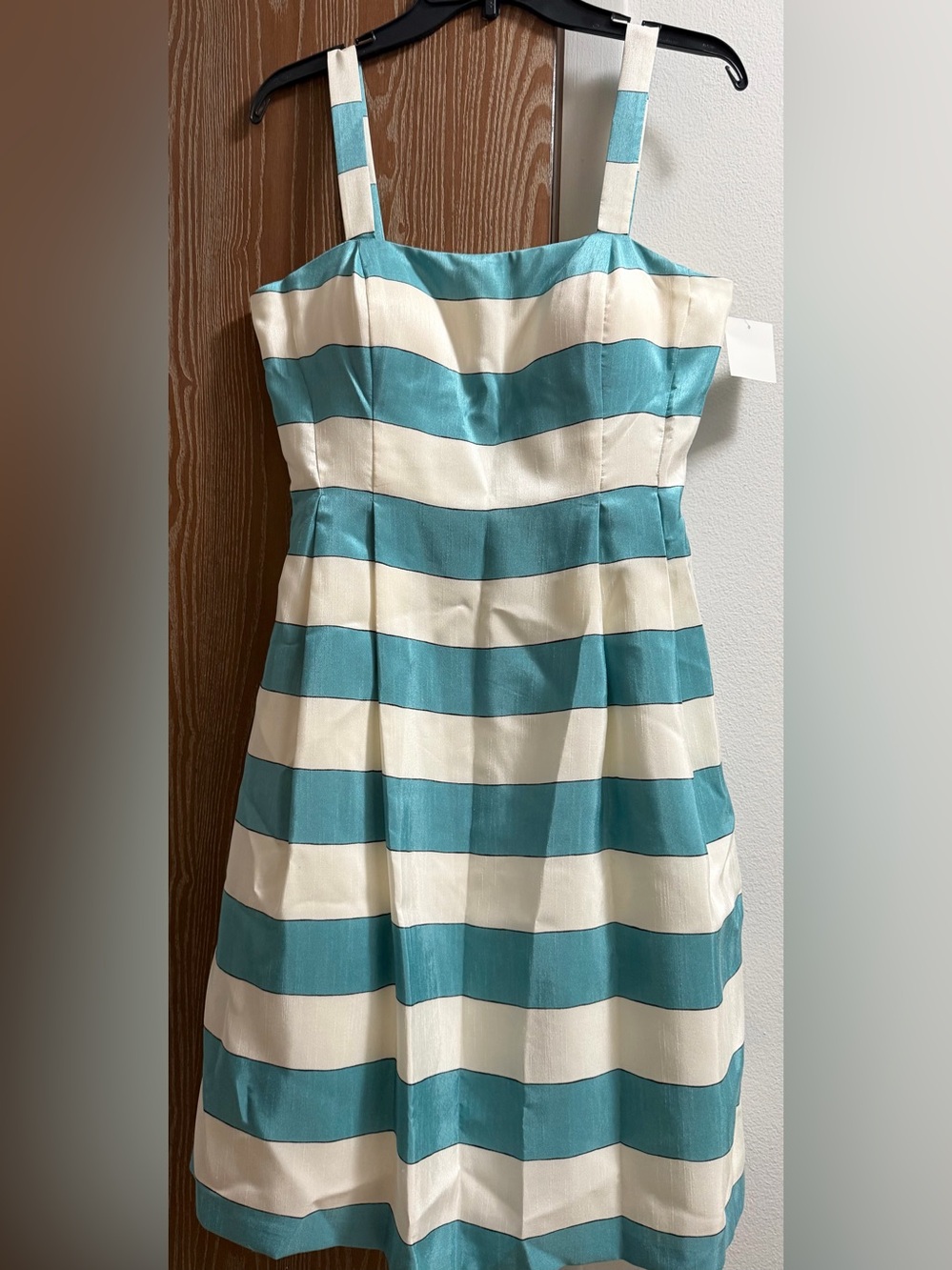 This Jessica Howard blue and white striped sundress